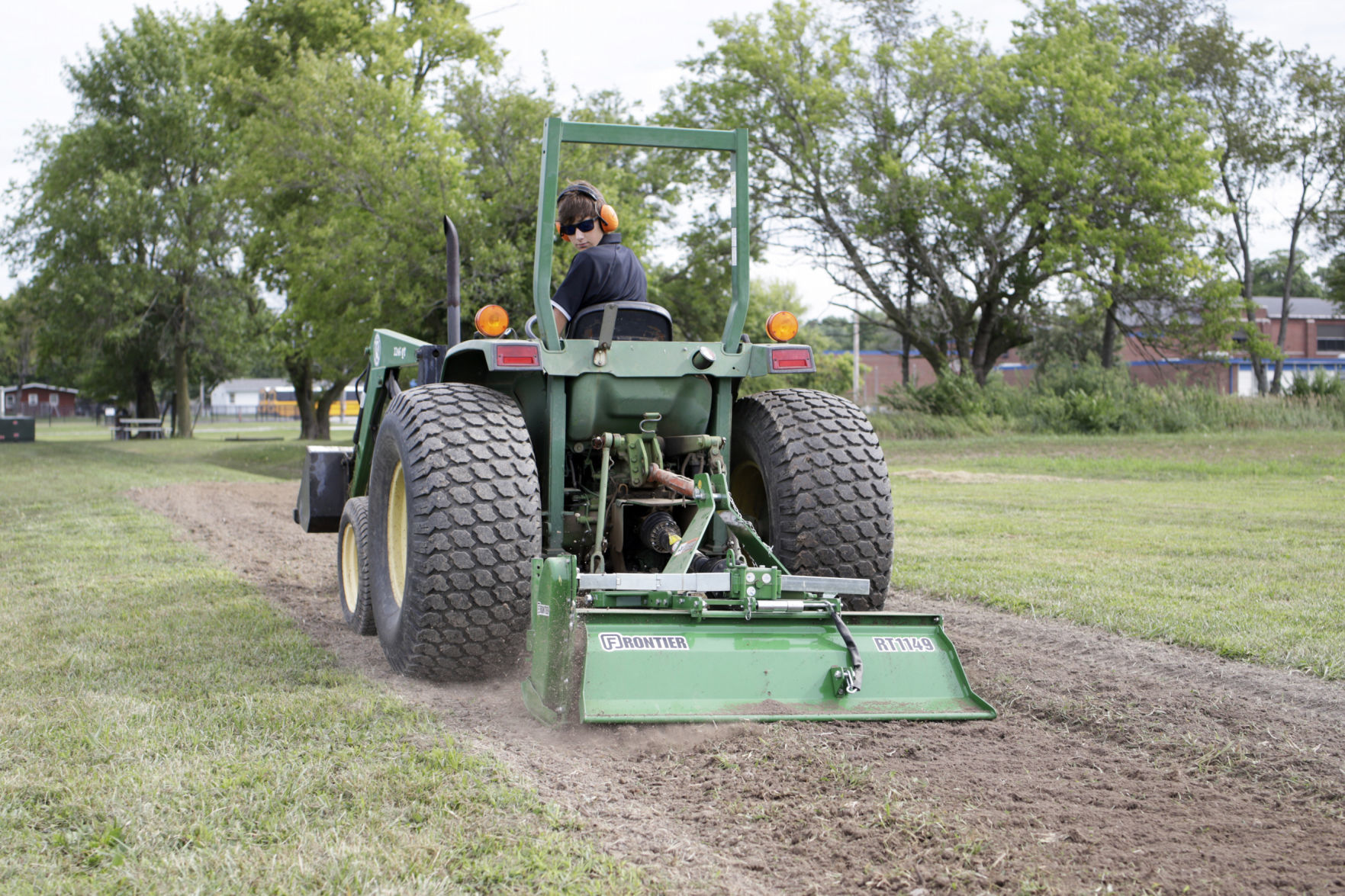 Dec-Gal-ag-05-81719.JPG